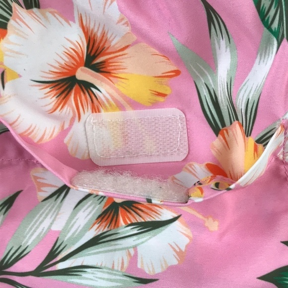 Coast Clothing Men's Pink Floral Swim Trunks Size L - Picture 5 of 9